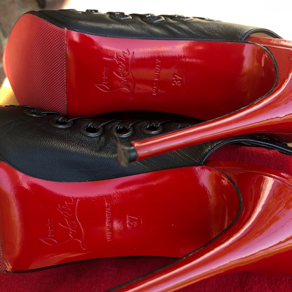 Authentic Christian Louboutin Ostri Slingback - Picture 6 of 8